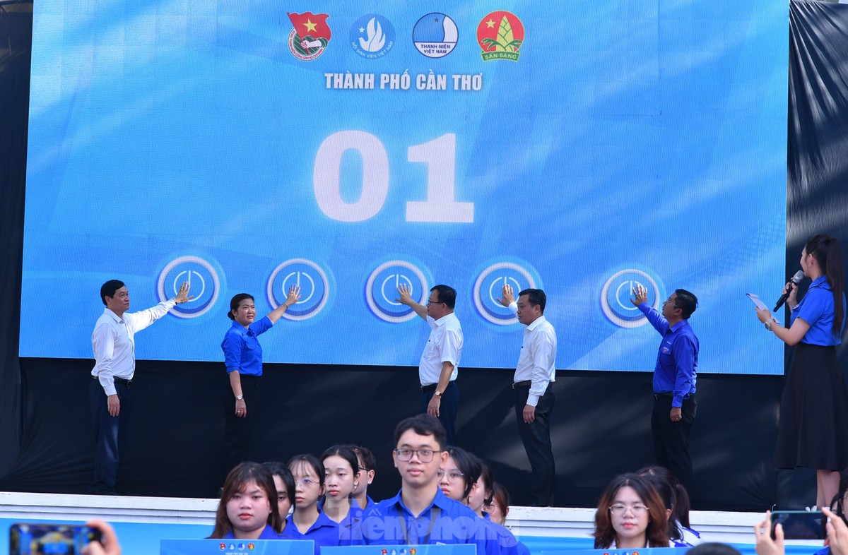 Hơn 30.000 đoàn viên, thanh niên Cần Thơ tham gia tình nguyện hè ảnh 5