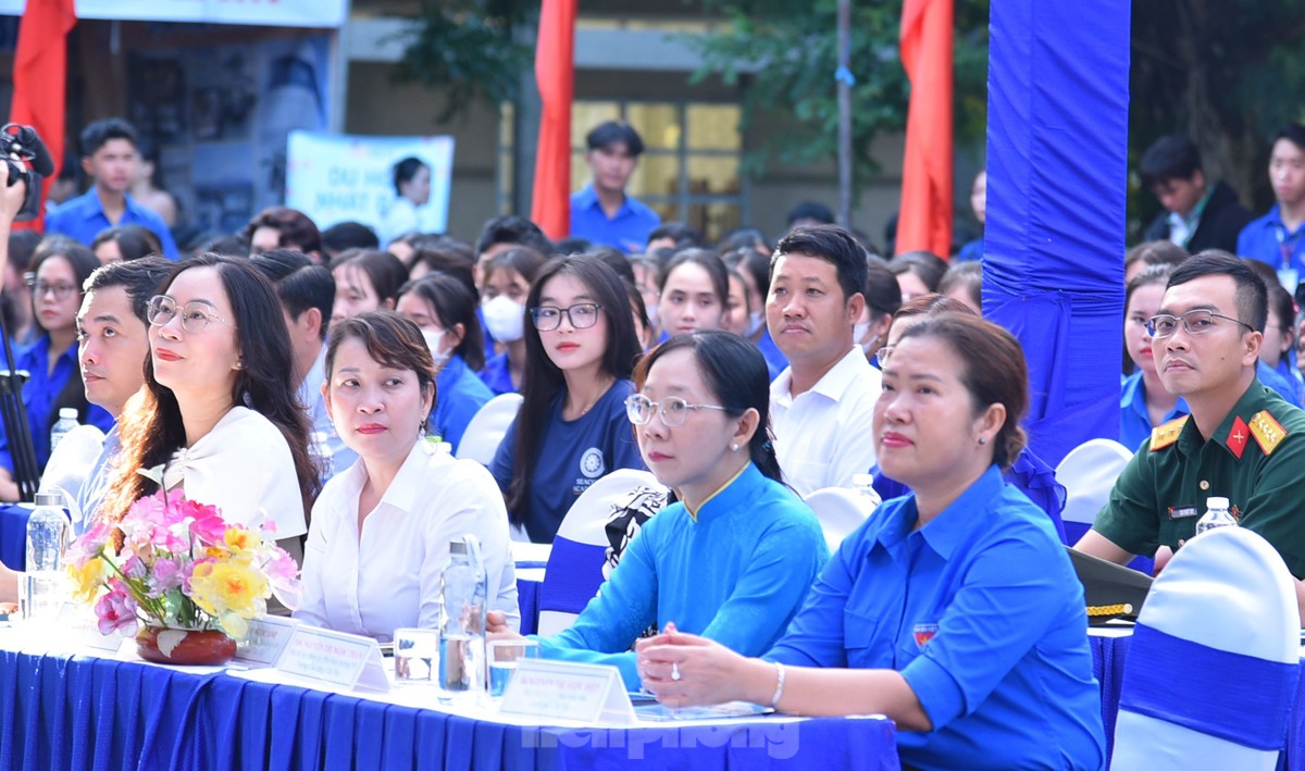 Hơn 30.000 đoàn viên, thanh niên Cần Thơ tham gia tình nguyện hè ảnh 4