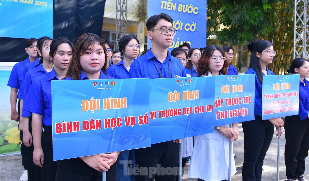 Hơn 30.000 đoàn viên, thanh niên Cần Thơ tham gia tình nguyện hè ảnh 7