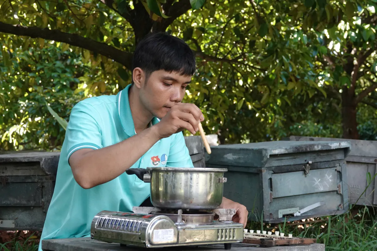 Thanh niên Cần Thơ khởi nghiệp từ nuôi ong ảnh 4