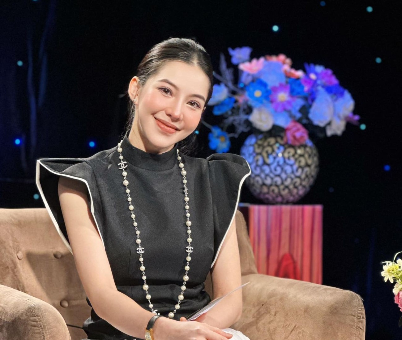 Cuộc sống sau 3 năm rời showbiz của Lưu Đê Ly ảnh 2