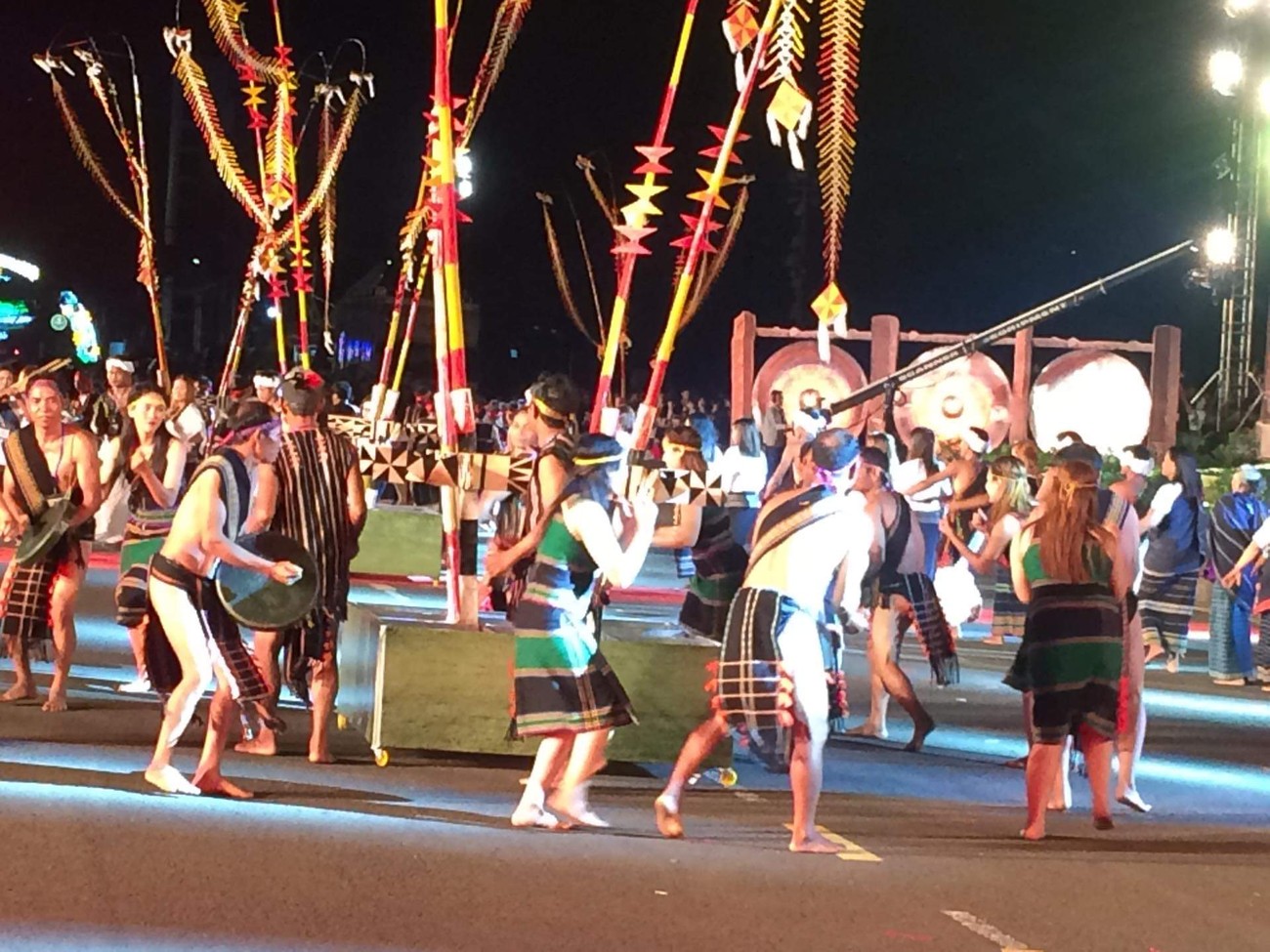 Khai mạc Festival văn hoá cồng chiêng Tây Nguyên 2018 ảnh 3