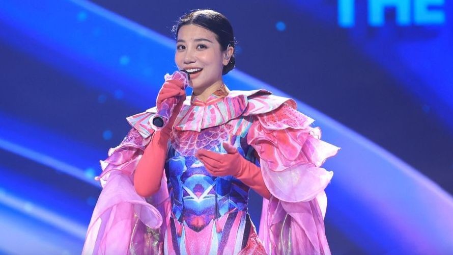 Quán quân, á quân The Voice, Vietnam Idol lần lượt bị loại ở Ca sĩ mặt nạ ảnh 5