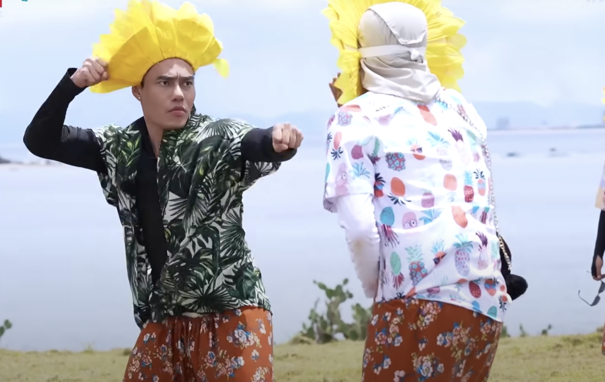 '2 Ngày 1 Đêm' bị chỉ trích bạo lực và ồn ào ảnh 1