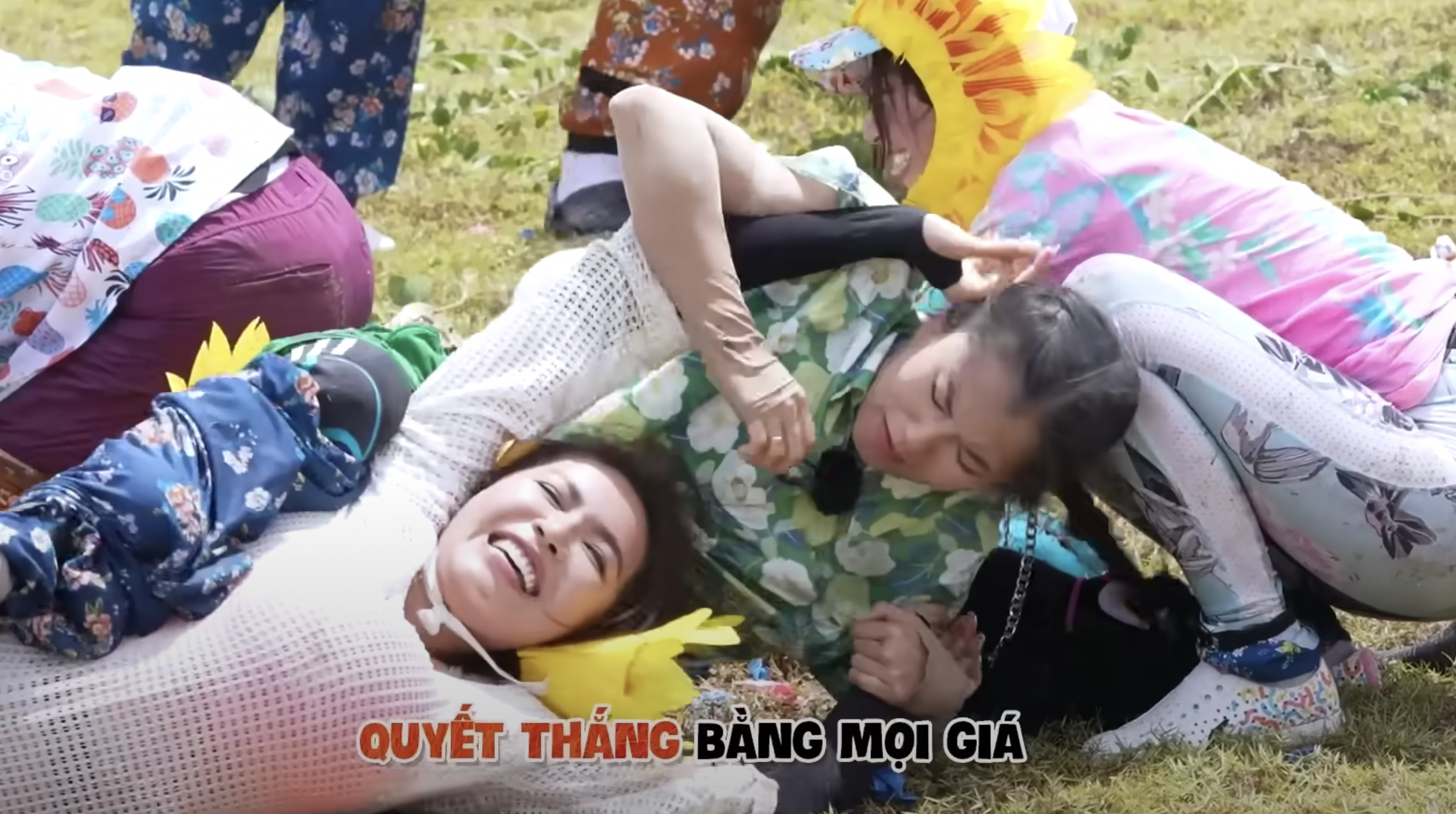 '2 Ngày 1 Đêm' bị chỉ trích bạo lực và ồn ào ảnh 3