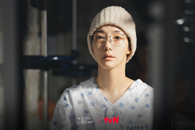 Showbiz 24/11: Lê Dương Bảo Lâm đối chất với mẹ và vợ ảnh 6