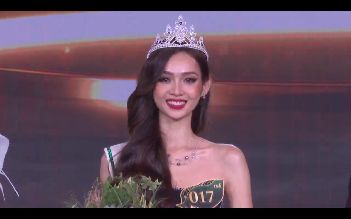 Đỗ Thị Lan Anh đăng quang Hoa hậu Trái Đất Việt Nam 2023 ảnh 4