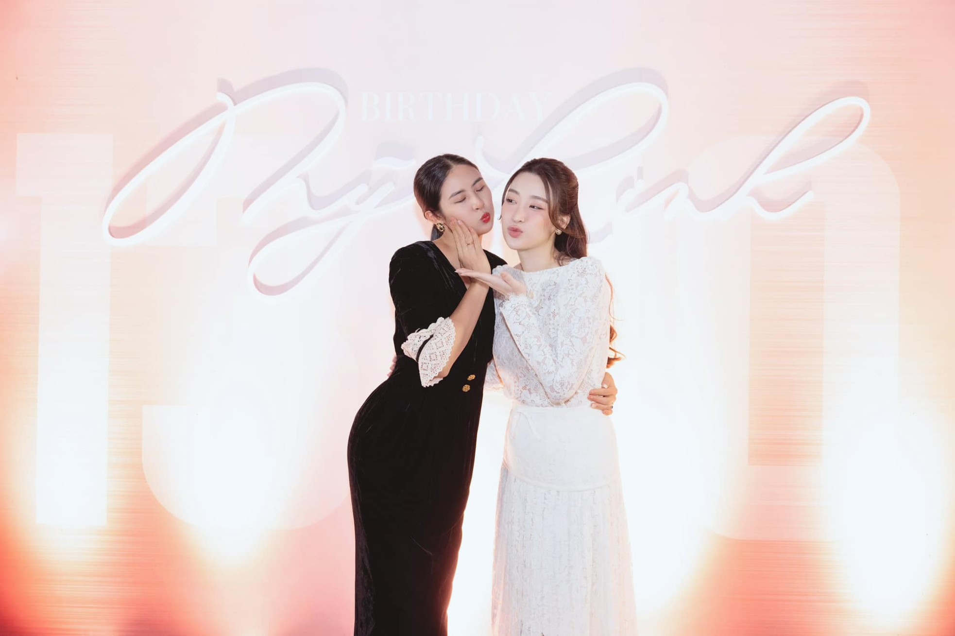 Đỗ Mỹ Linh sau thời gian dài mang bầu, sinh con ảnh 4