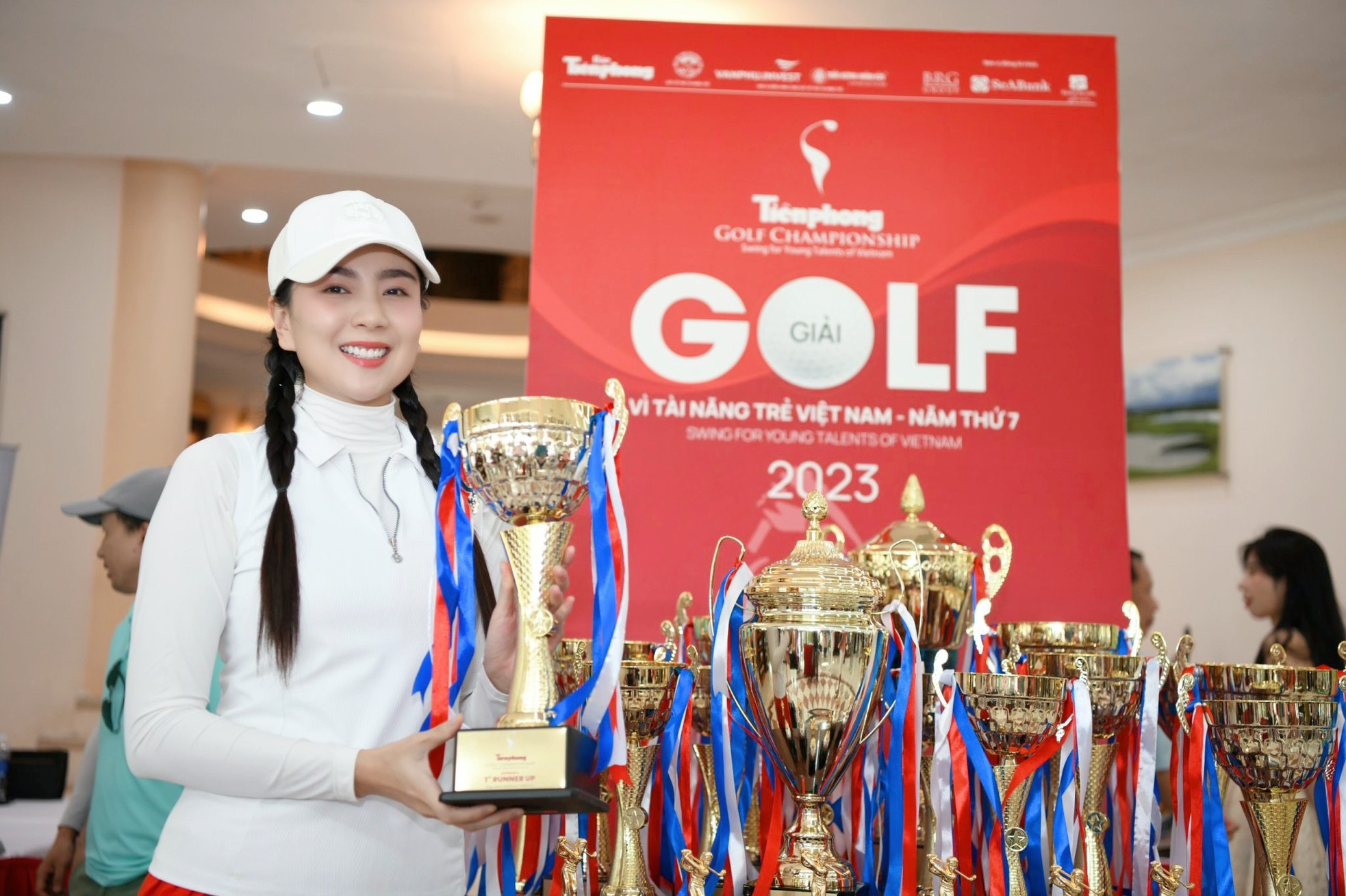 Top 3 Hoa hậu Việt Nam 2022 khoe sắc tại Tiền Phong Golf Championship ảnh 13