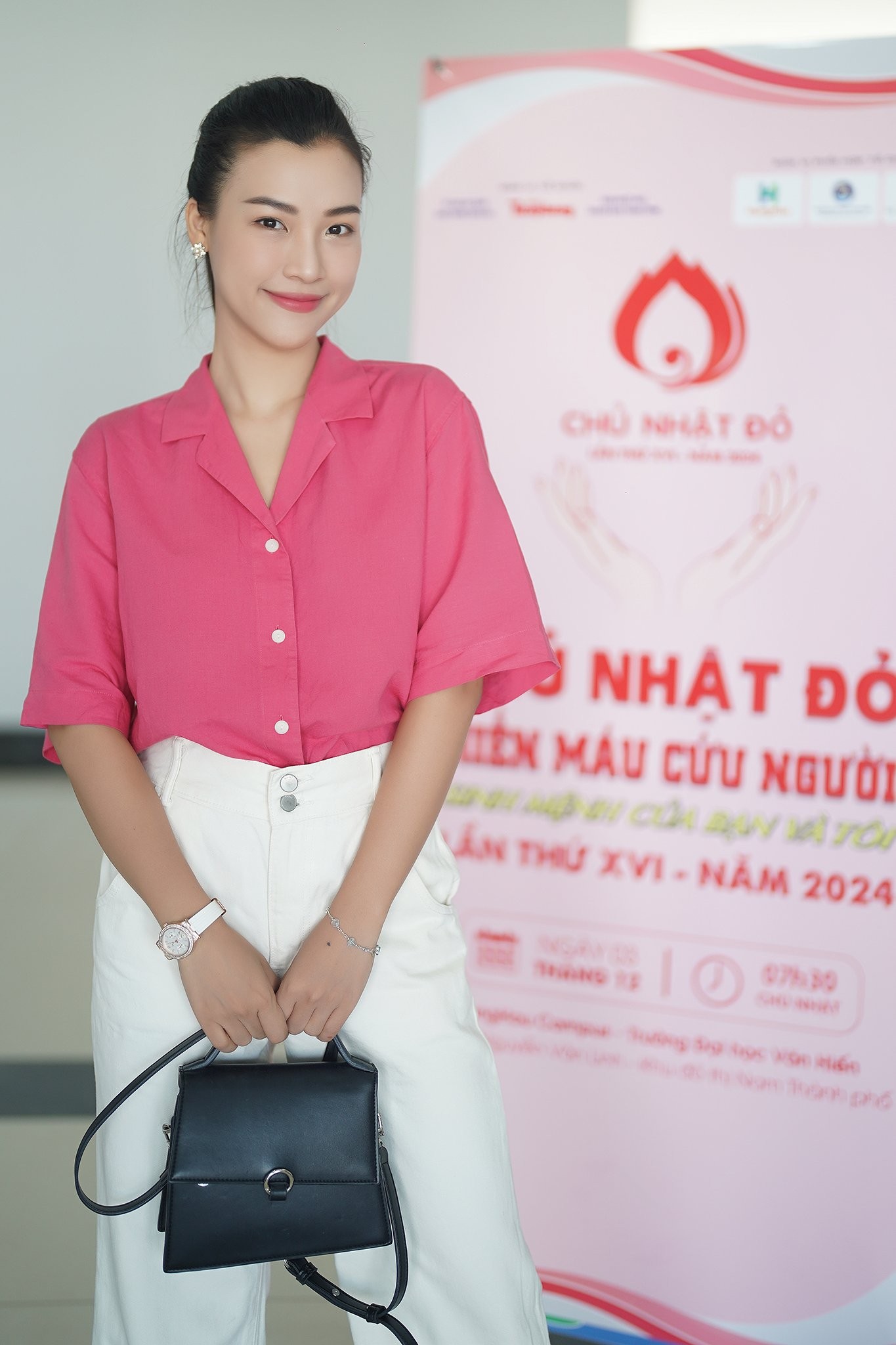 Thanh Thủy, Bùi Khánh Linh rạng rỡ ở Chủ Nhật Đỏ lần thứ 16 ảnh 6