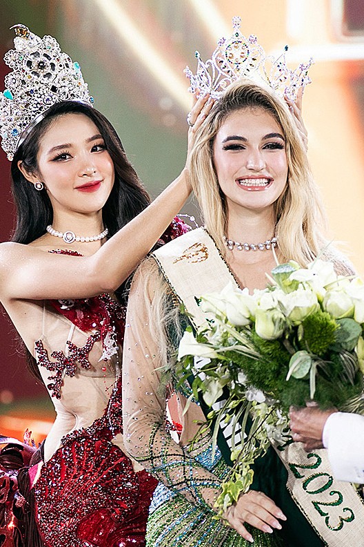 Ai là hoa hậu đẹp nhất thế giới năm 2023? ảnh 17