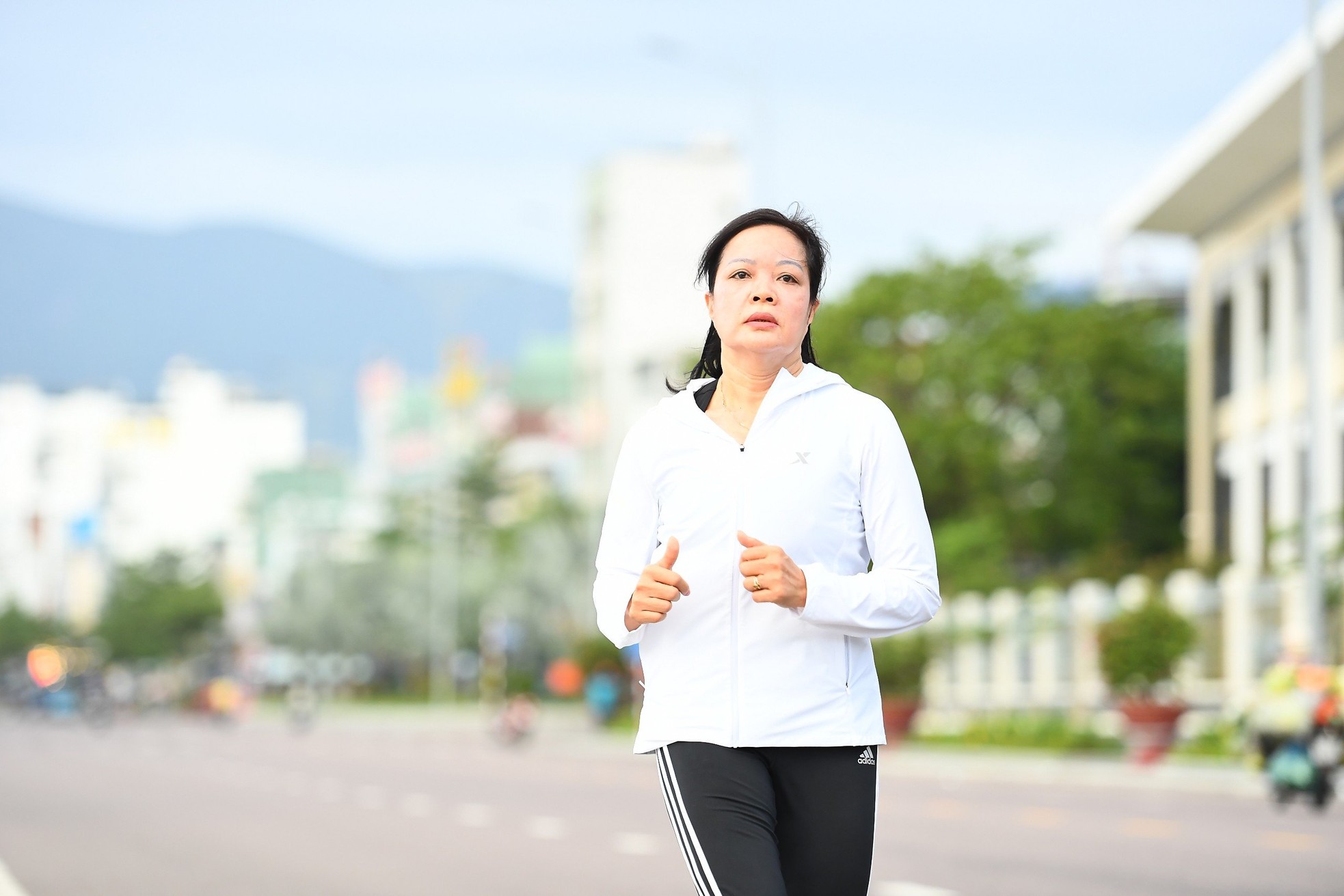 Gần 100 Tiền Phong Runner chinh phục cung đường biển Quy Nhơn, chào mừng 70 năm báo Tiền Phong xuất bản số đầu tiên ảnh 22