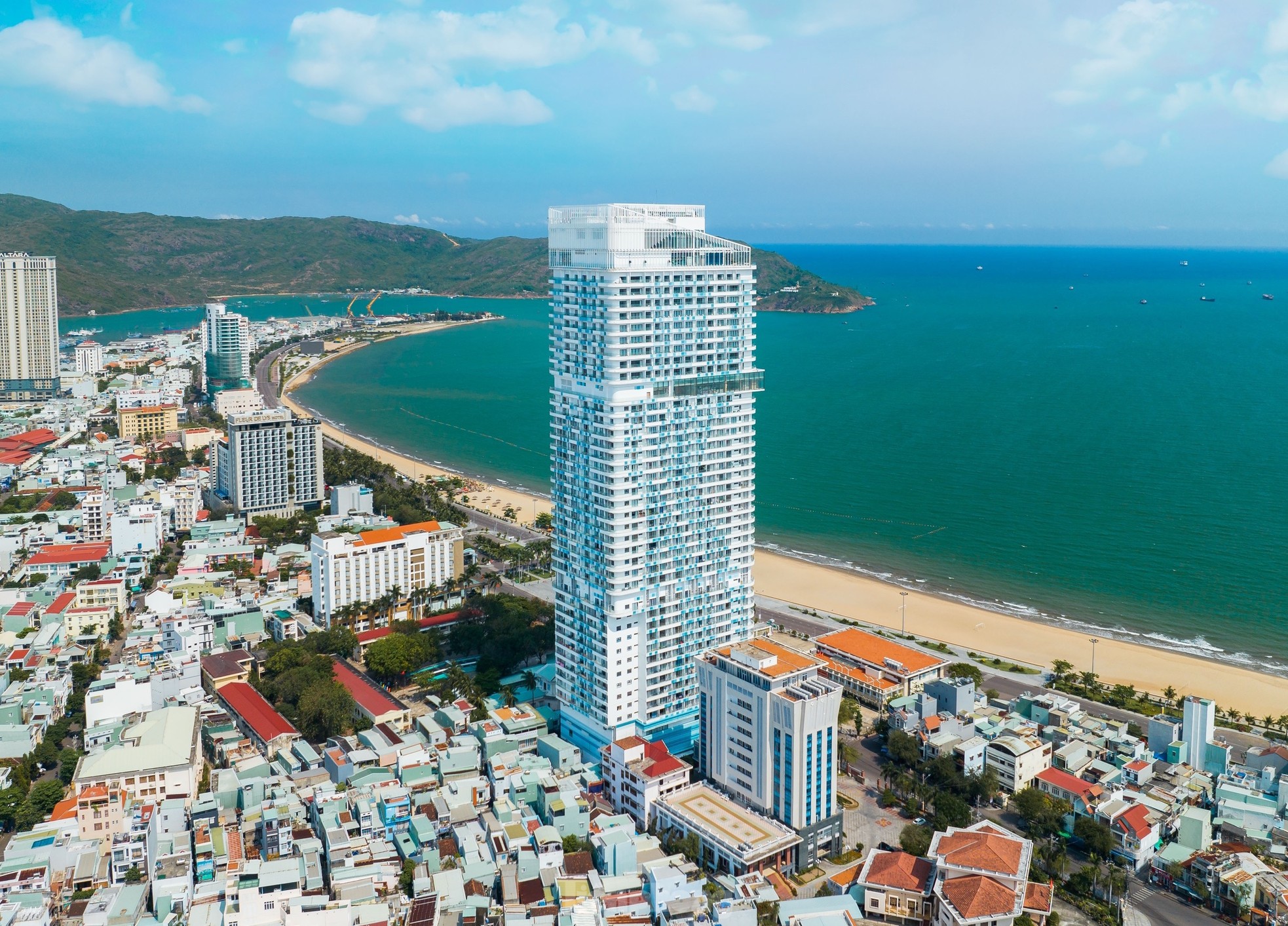 Hoa hậu Thanh Thủy, Á hậu Thùy Linh và trải nghiệm đẳng cấp tại Grand Hyams Hotel - Quy Nhon Beach ảnh 11