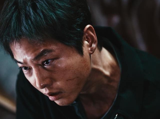 Vì sao Song Joong Ki tụt dốc danh tiếng? ảnh 4