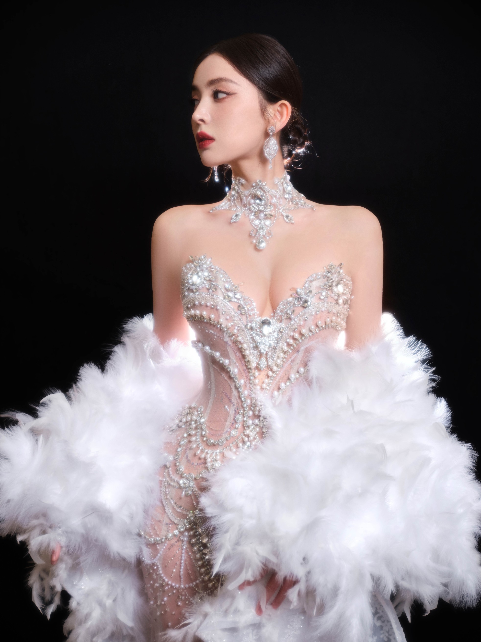 Địch Lệ Nhiệt Ba và 3 lần thua Cổ Lực Na Trát ảnh 3