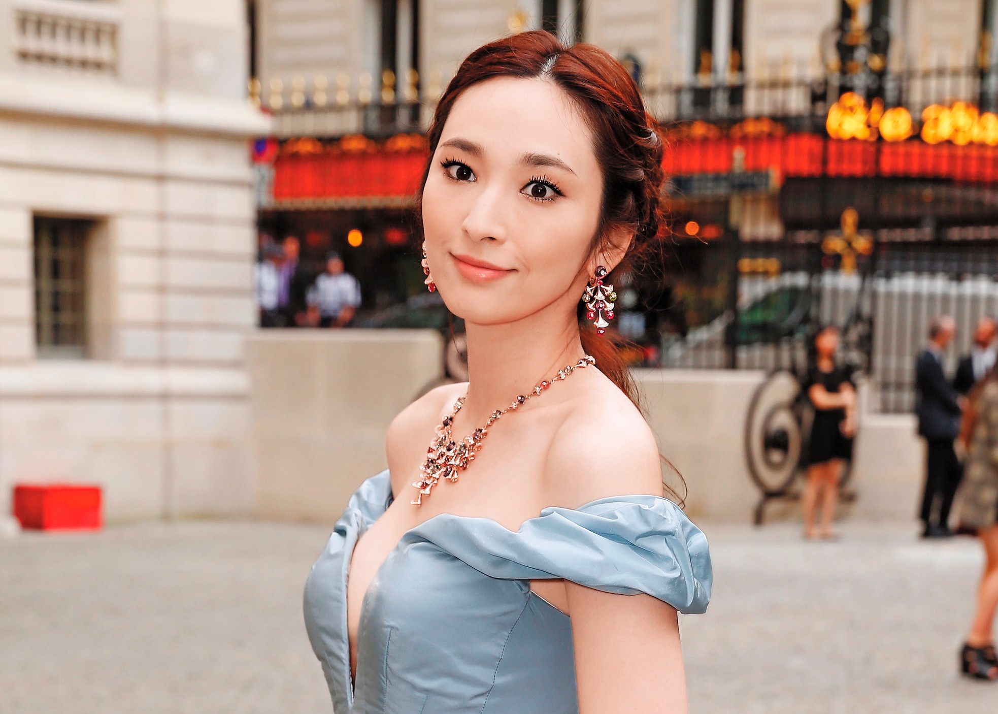 Nữ người mẫu vỡ mộng, sống trôi dạt sau khi hôn phu tỷ phú bị kết tội ảnh 2