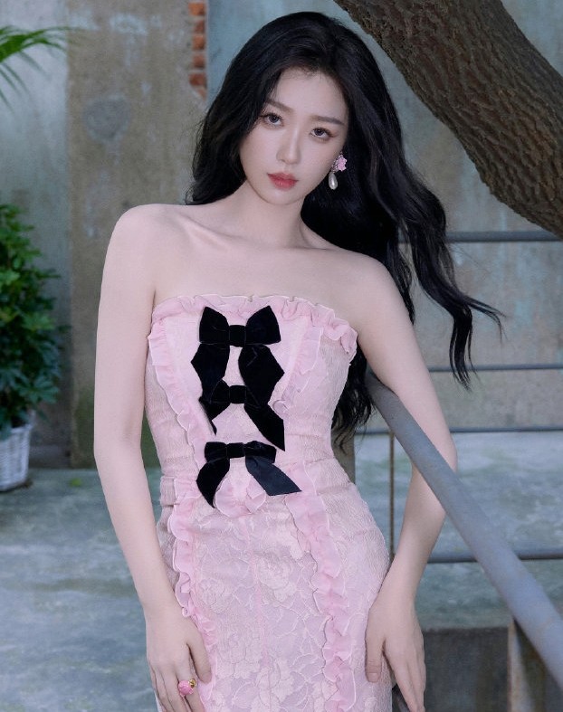 Lời tâng bốc giả tạo nhất showbiz ảnh 2