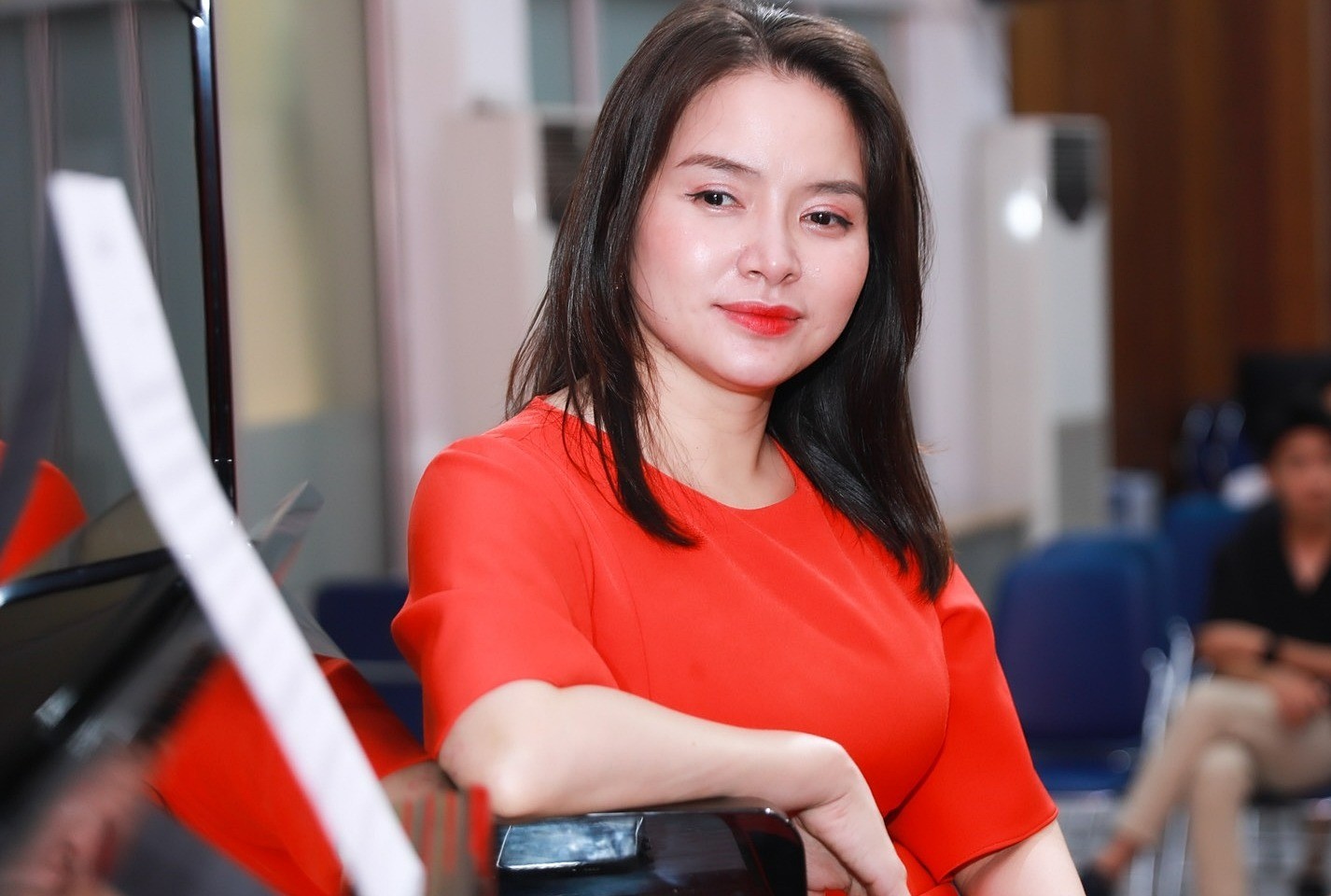Ồn ào học trò vô ơn, quỵt tiền cô giáo của showbiz Việt ảnh 3