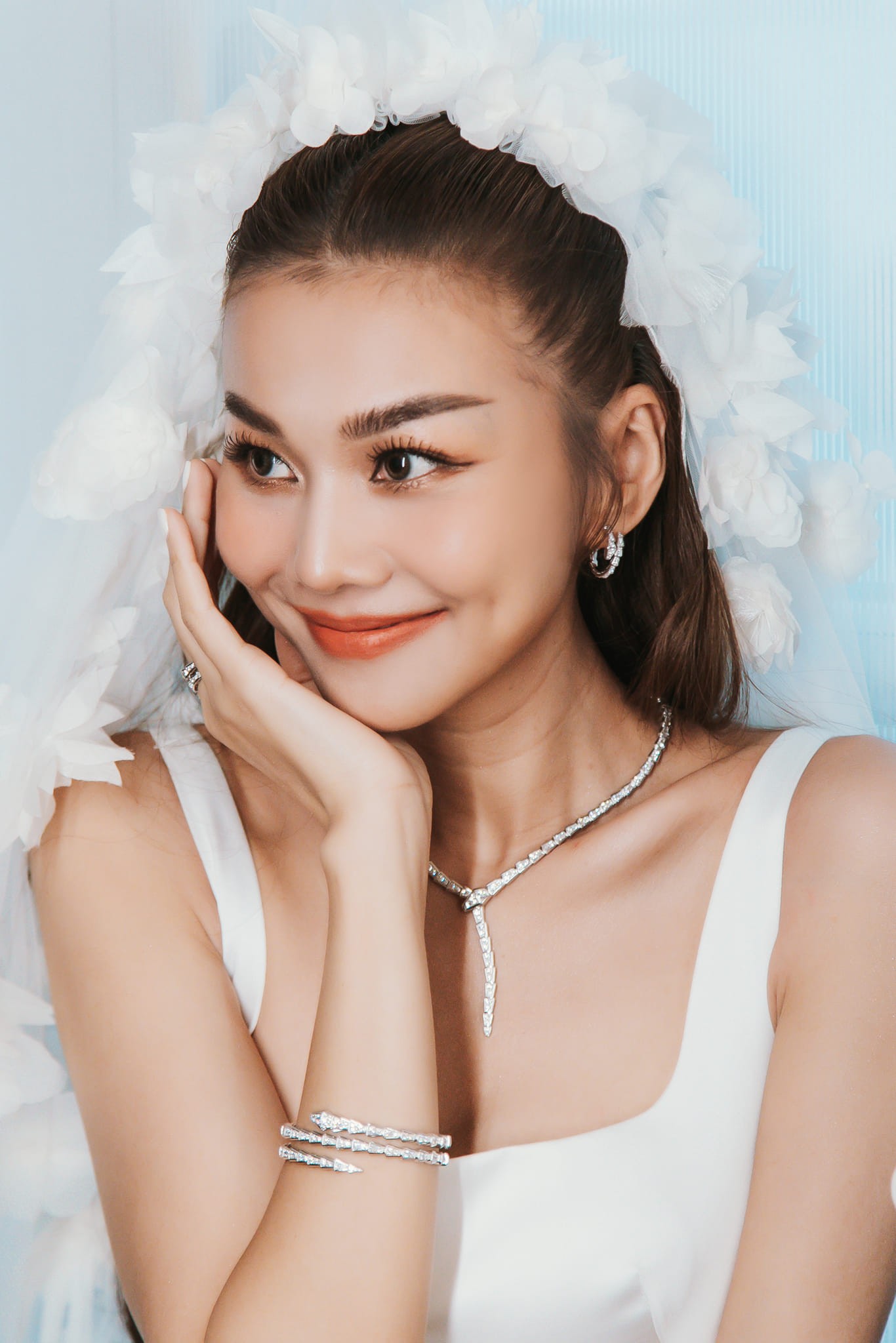 Giới showbiz đăng ảnh cưới Thanh Hằng ảnh 10
