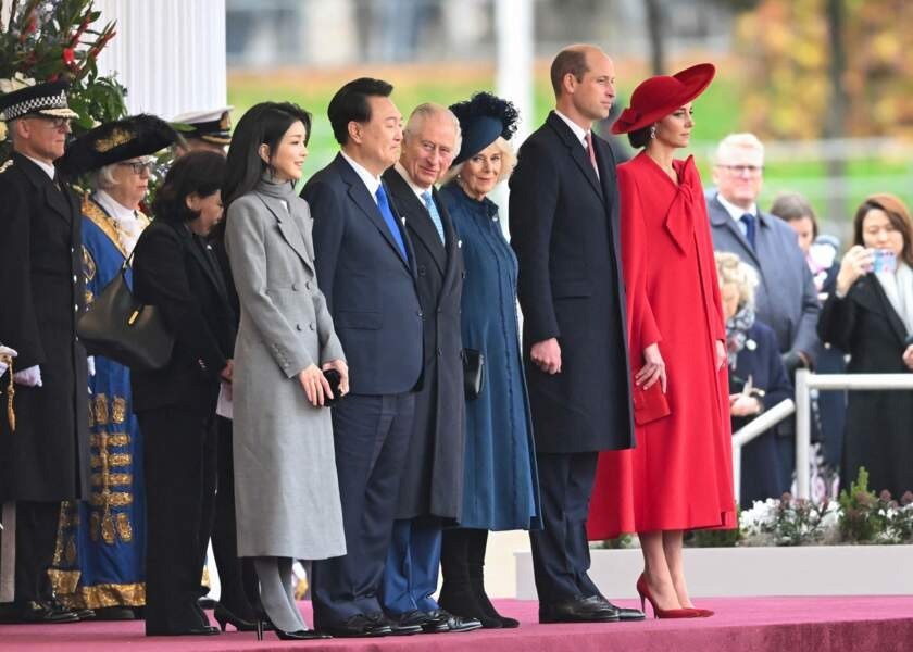 Đệ nhất Phu nhân Hàn Quốc được khen khi đứng cạnh Vương phi Kate ảnh 3