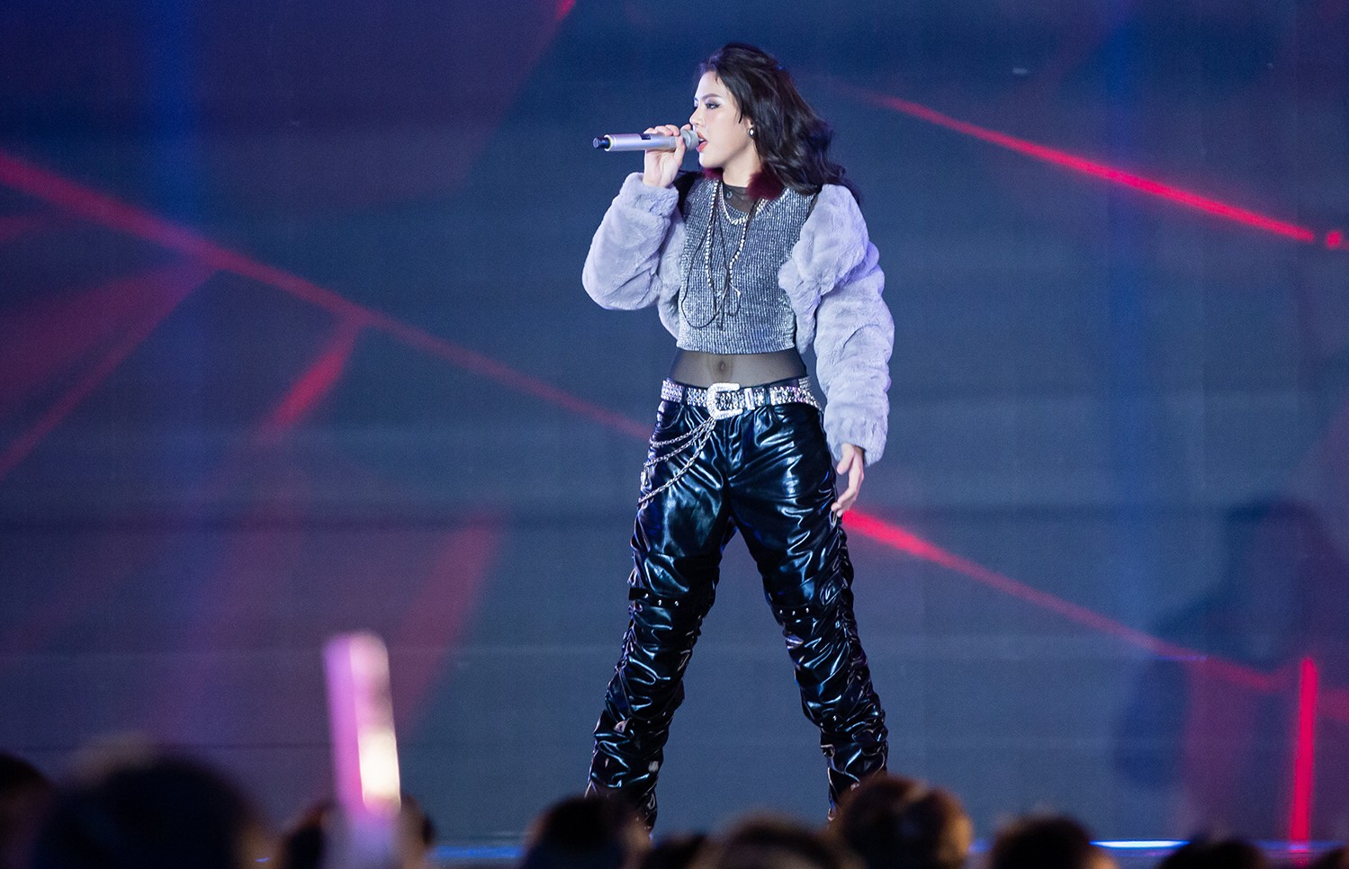 Giám khảo Vietnam Idol cứu cô gái hát yếu ảnh 8