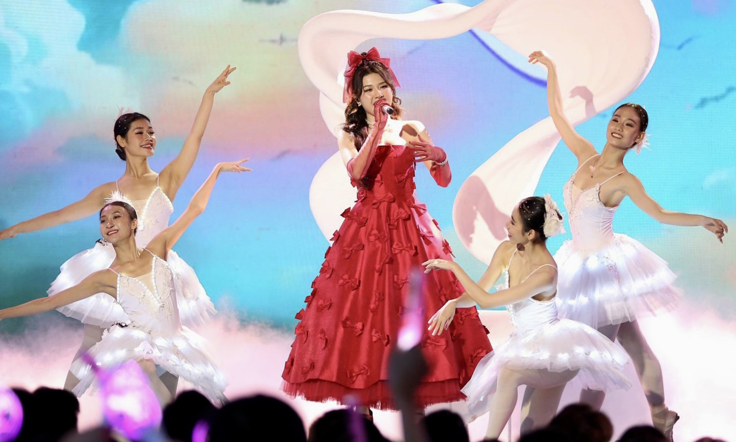Giám khảo Vietnam Idol cứu cô gái hát yếu ảnh 6