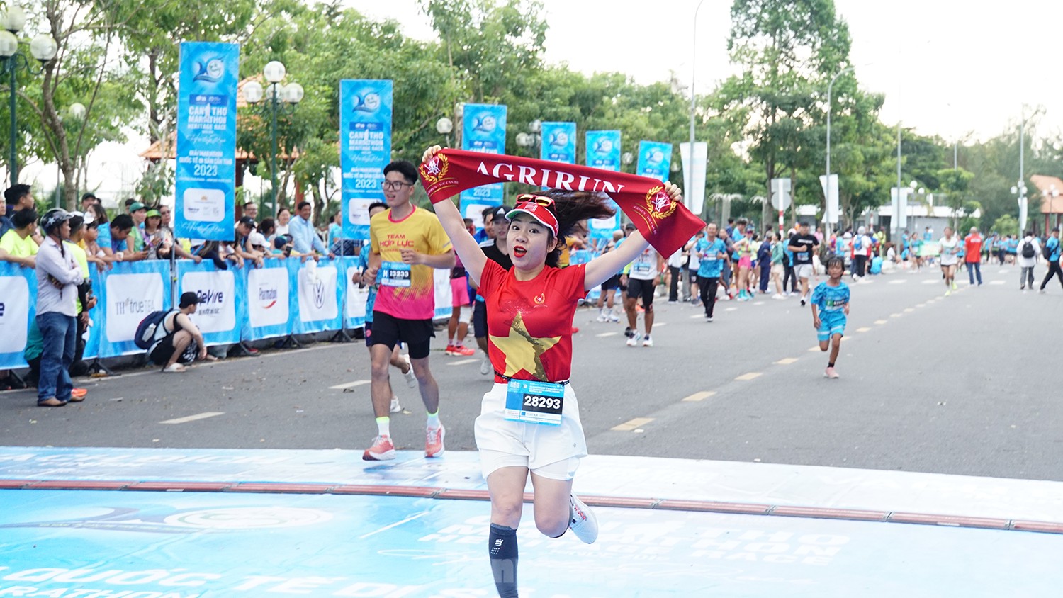  Gần 9.000 vận động viên tranh tài giải marathon di sản quốc tế Cần Thơ ảnh 10