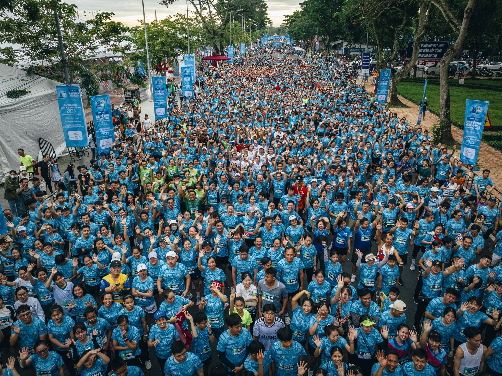  Gần 9.000 vận động viên tranh tài giải marathon di sản quốc tế Cần Thơ ảnh 16