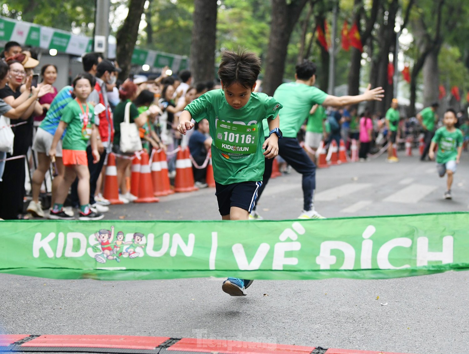 500 vận động viên nhí tham gia giải chạy Mastercard Kids Run ảnh 6