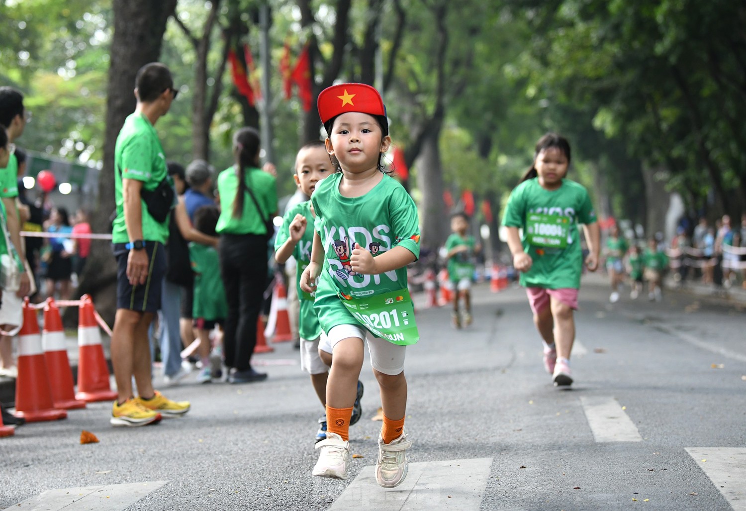 500 vận động viên nhí tham gia giải chạy Mastercard Kids Run ảnh 4