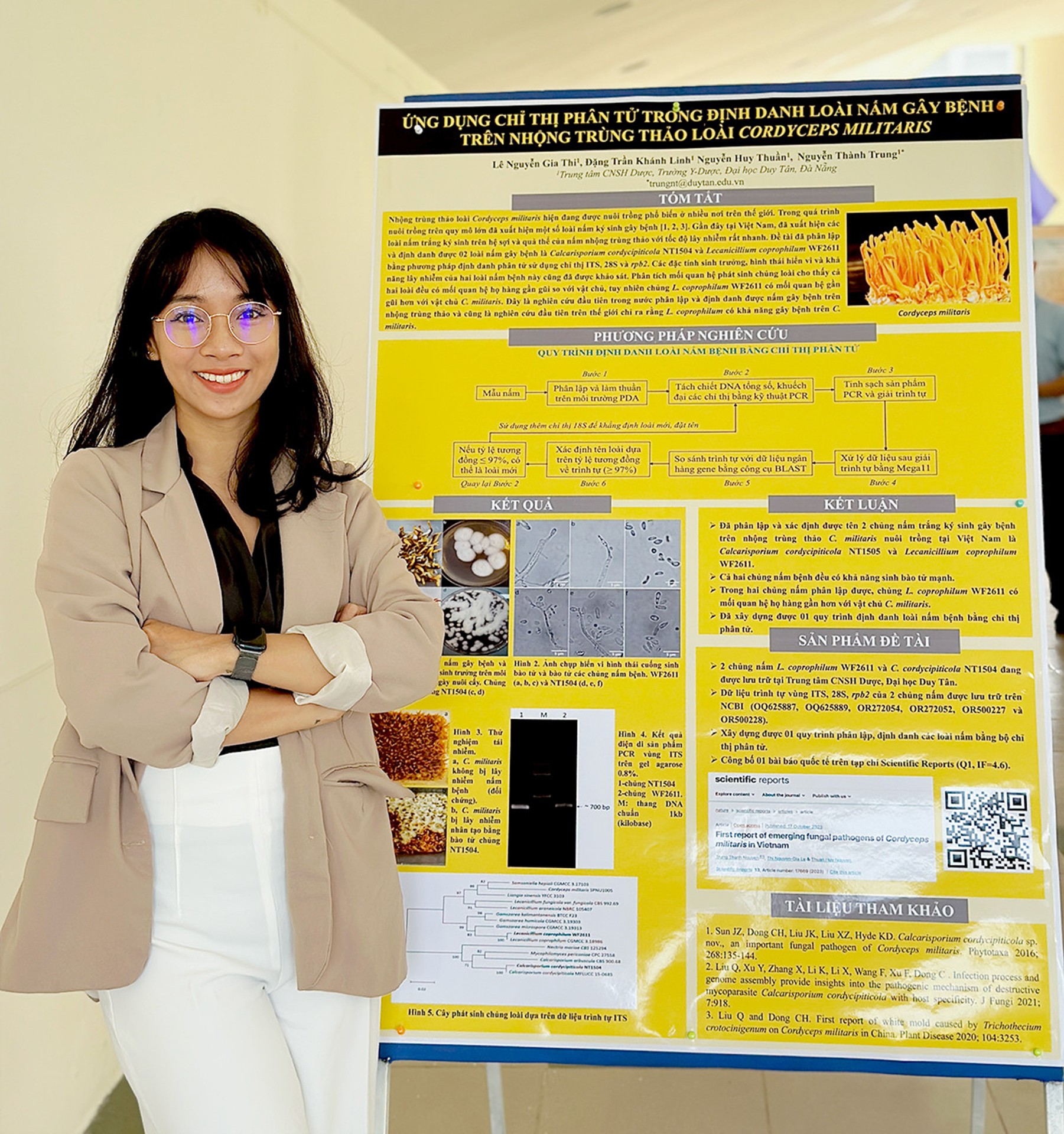 Nghiên cứu nấm quý, sinh viên Duy Tân tốt nghiệp với bài báo Q1 cùng 'Poster Xuất sắc' tại Hội nghị về Nấm ảnh 2