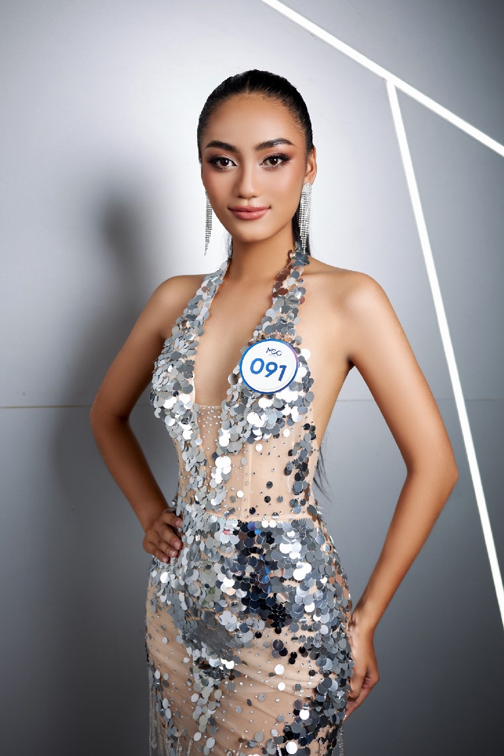 Nhiều thí sinh có chiều cao ấn tượng lọt Top 59 Hoa hậu Hoàn vũ Việt Nam 2023 ảnh 6