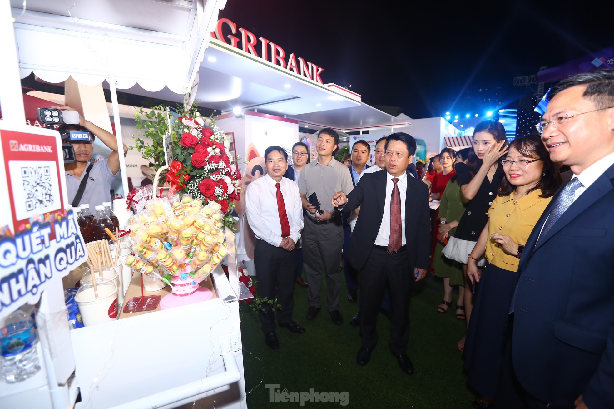 Đại biểu trải nghiệm tại gian hàng Ngày thẻ Việt Nam 2023 - Sóng Festival ảnh 3