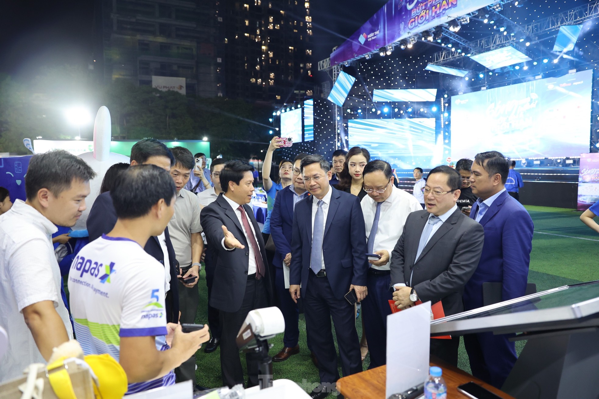 Đại biểu trải nghiệm tại gian hàng Ngày thẻ Việt Nam 2023 - Sóng Festival ảnh 5