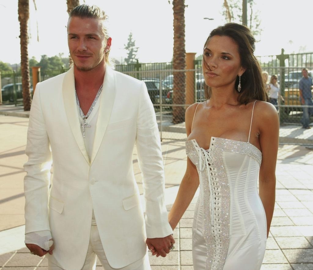 Victoria khóc nói về bê bối ngoại tình của Beckham ảnh 2