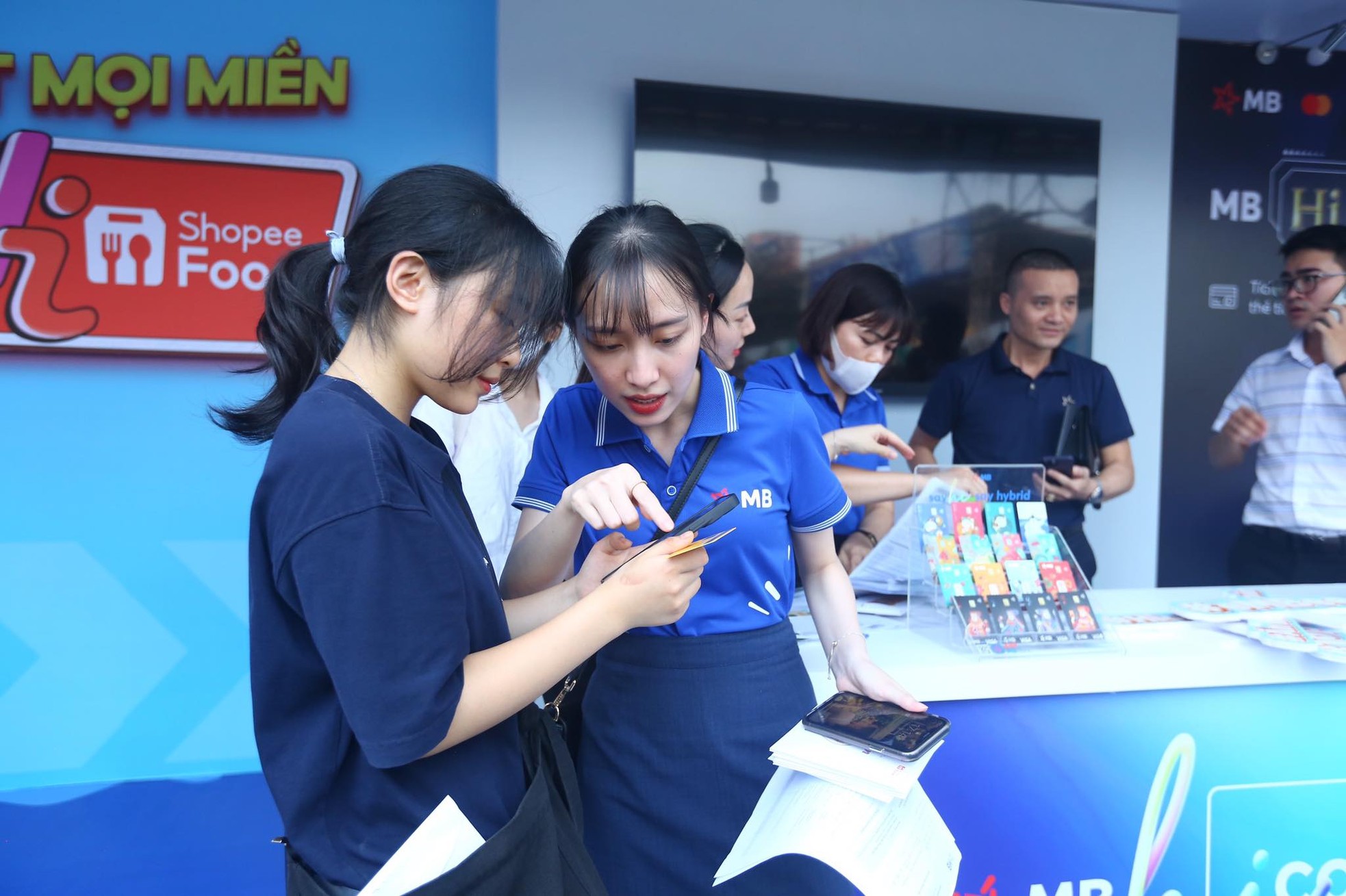 Sôi động không khí ngày khai mạc Sóng Festival 2023 ảnh 4
