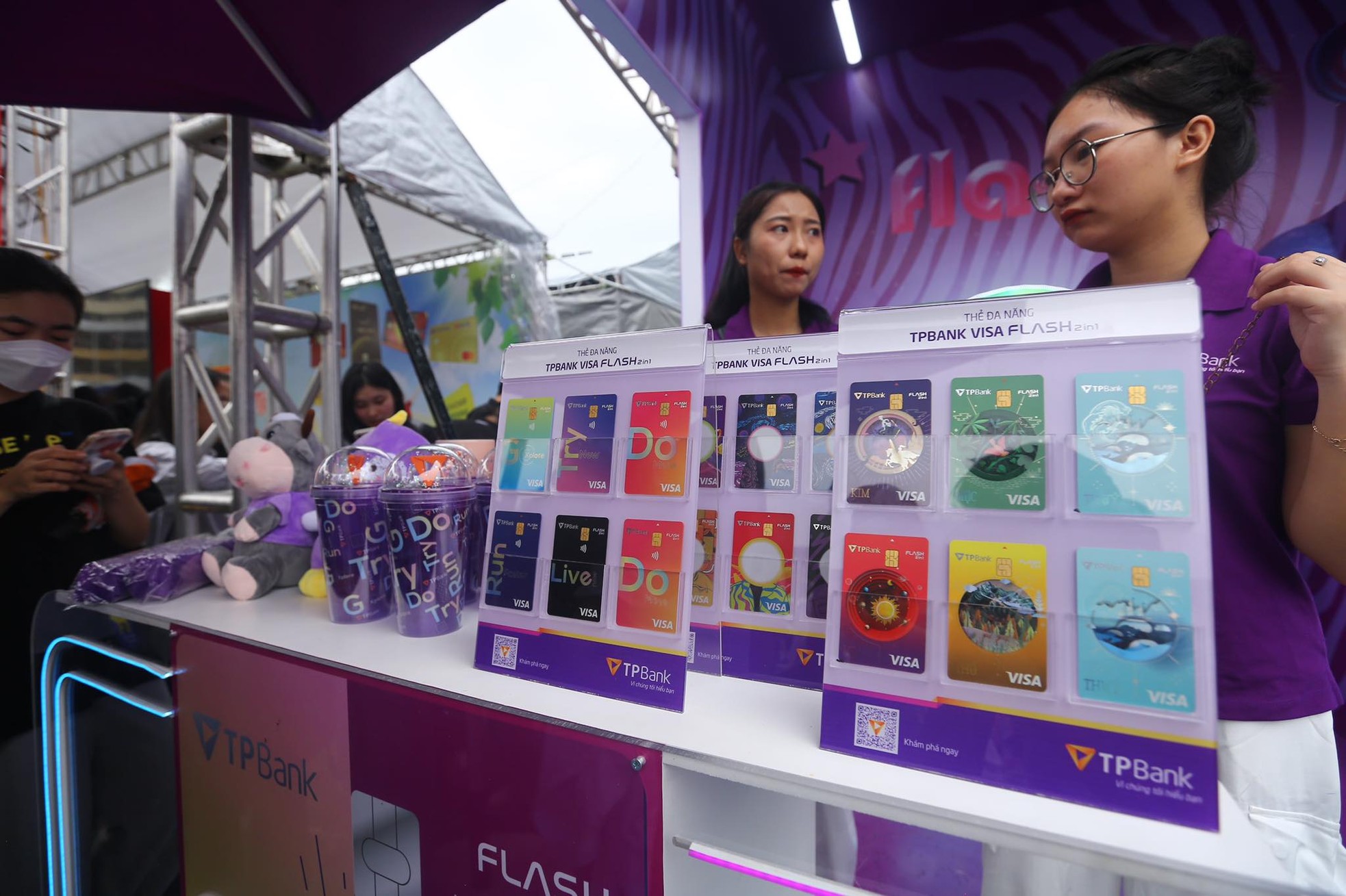 Ra mắt dòng thẻ theo phong thủy của TP Bank tại Sóng Festival 2023 ảnh 4