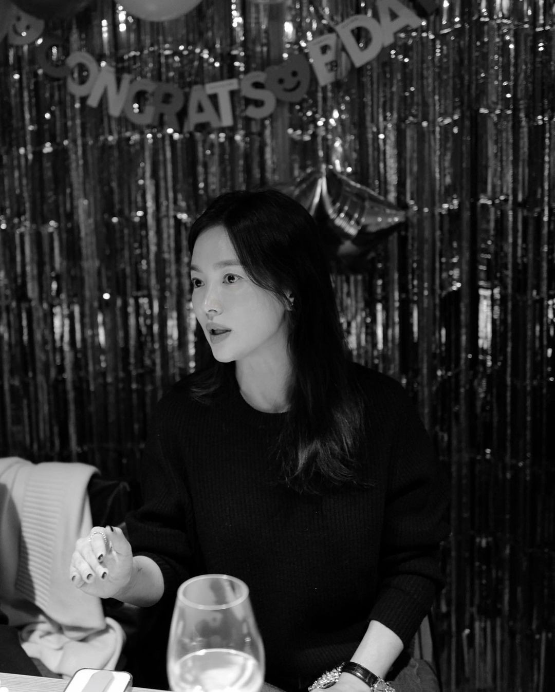 Ảnh thời bé của Song Hye Kyo gây sốt ảnh 3