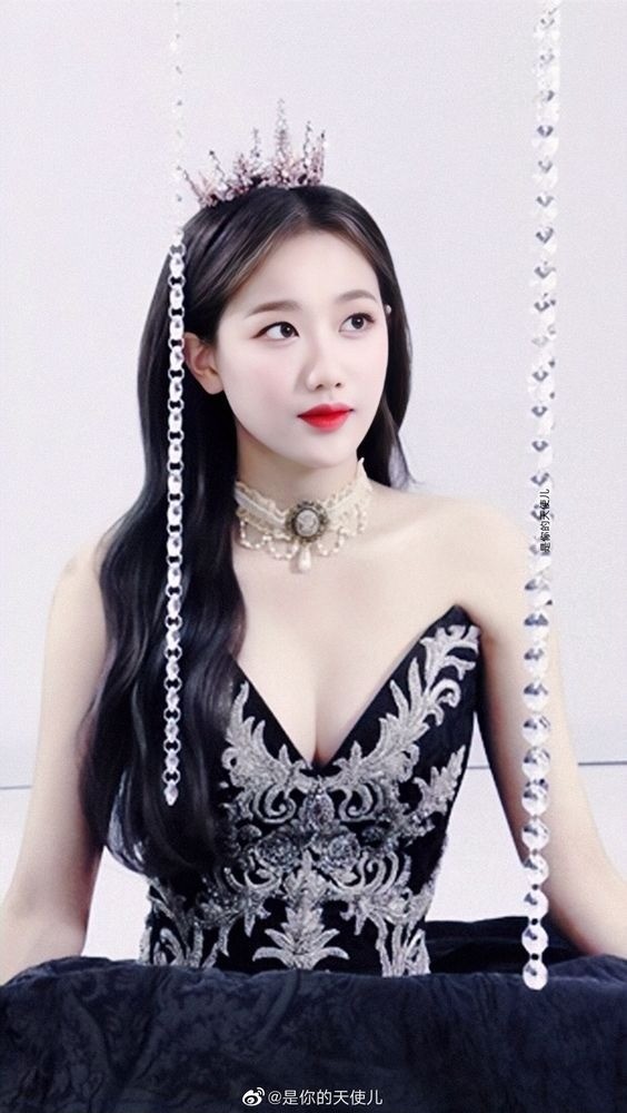 Sự nghiệp suýt tiêu tan của nữ ca sĩ vừa công khai yêu thần đồng bóng đá Hàn Quốc ảnh 17