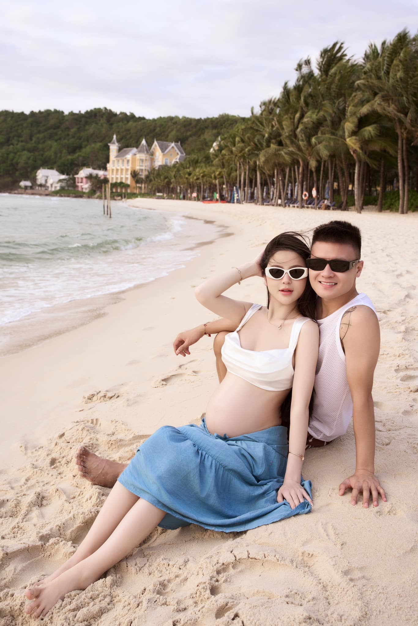 Sao Việt đọ bikini, vi vu nước ngoài trong kỳ nghỉ lễ 5 ngày ảnh 11