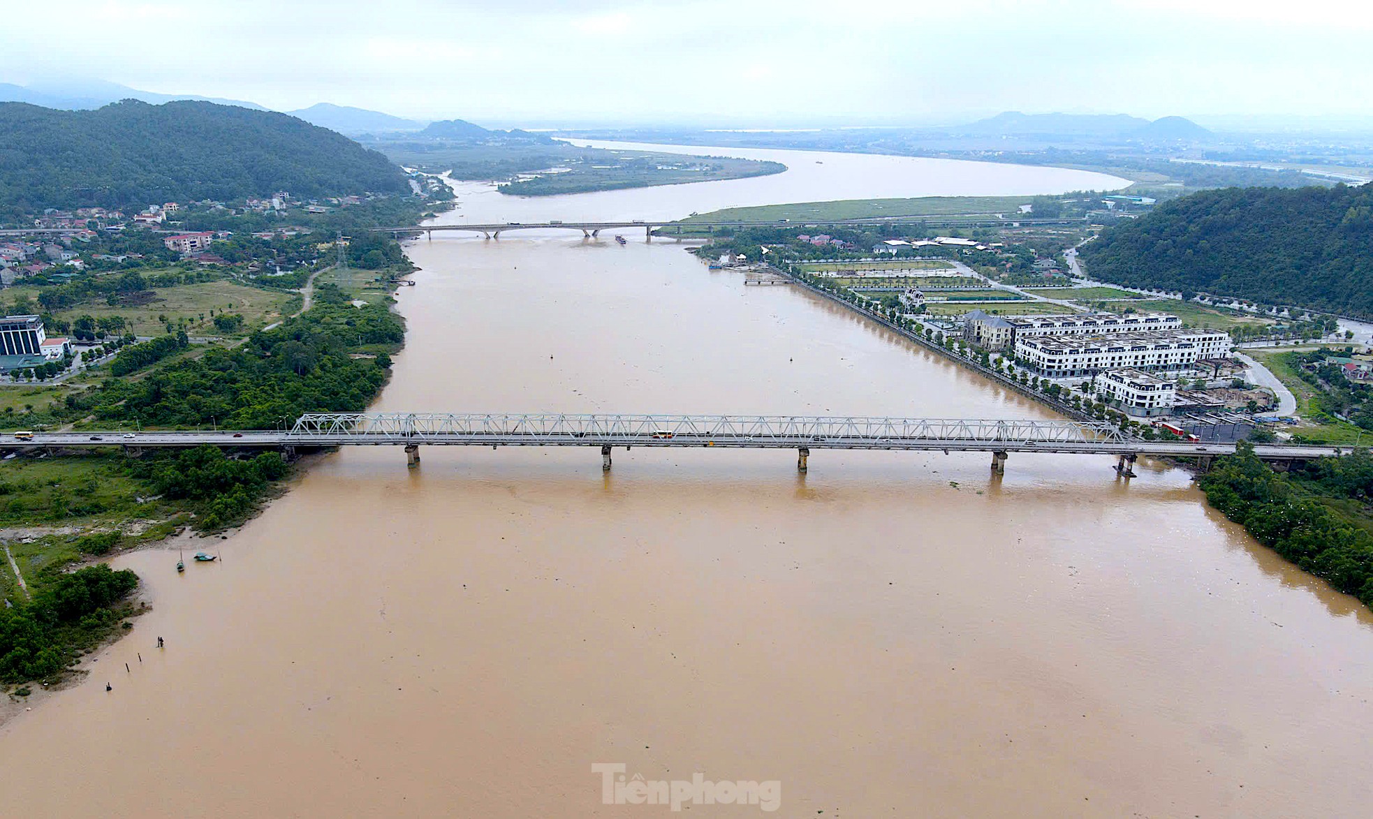 Thuê thợ lặn kiểm tra trụ cầu Bến Thủy 1 - có kết cấu tương đồng với cầu Phong Châu ảnh 3