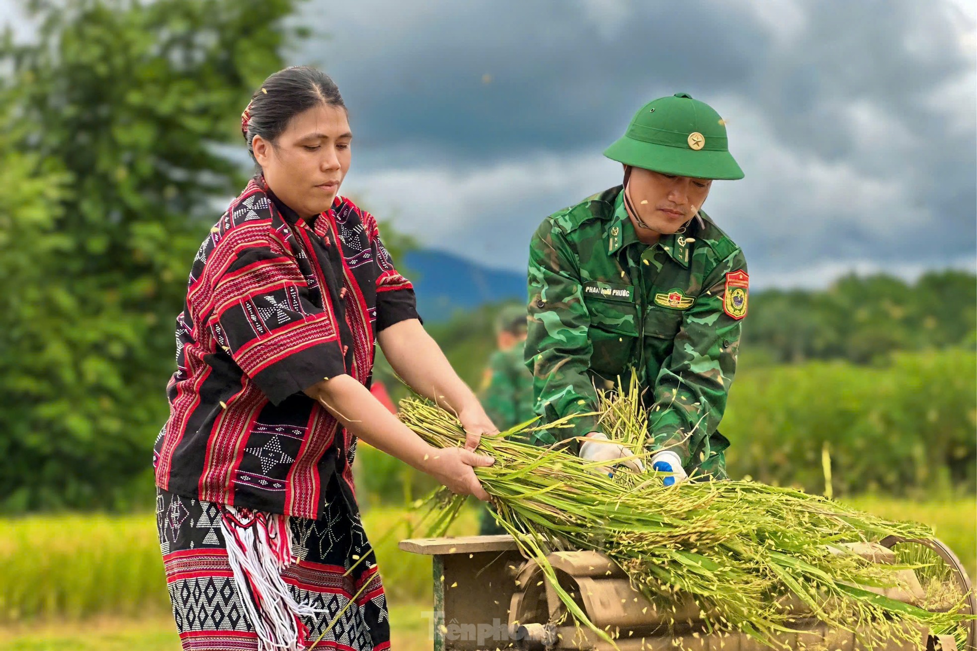 Rộn ràng ngày mùa nơi biên giới A Lưới ảnh 12