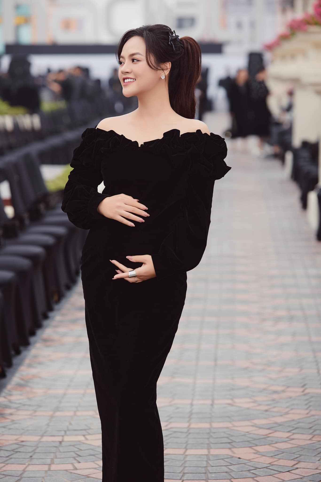 Showbiz 19/2: Động thái của Phương Anh Đào khi 'Mai' thu 340 tỷ đồng ảnh 6
