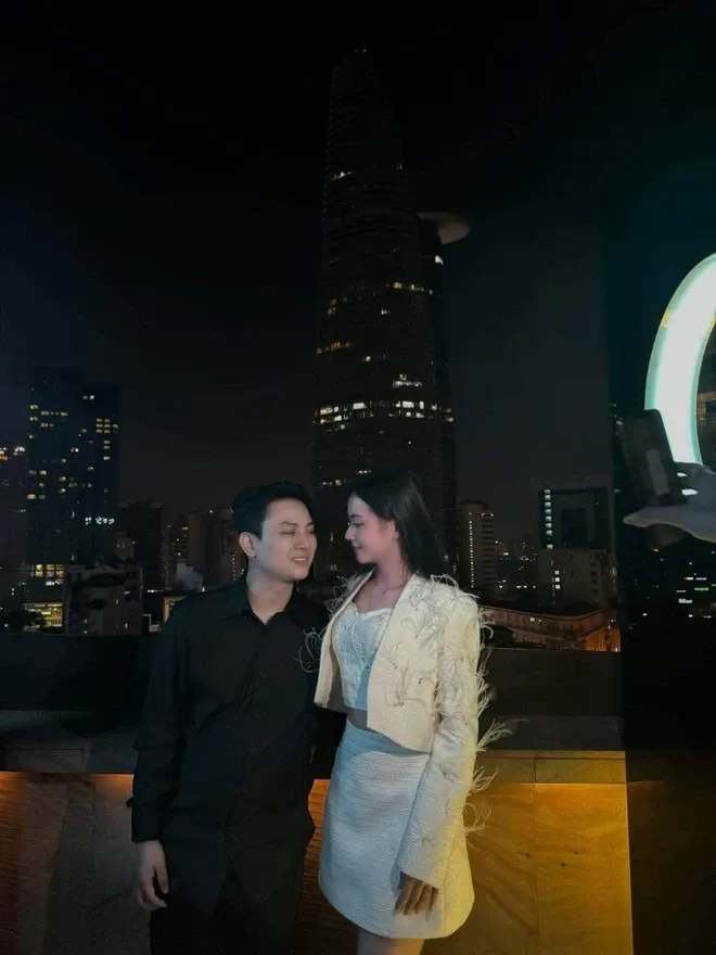 Showbiz 12/3: Vũ Tuấn Việt tái xuất ảnh 2