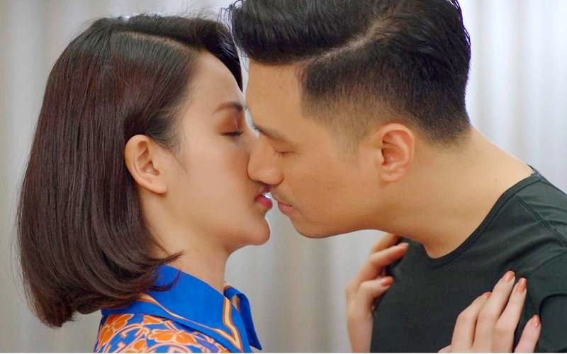 Showbiz 2/5: Quay 50 cảnh hôn, Việt Anh nói thích nhất cảnh hôn Lã Thanh Huyền ảnh 1