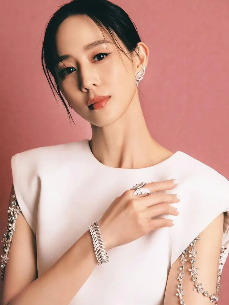 Showbiz 17/6: Quốc Tuấn xấu hổ khi được gọi là ông bố quốc dân ảnh 4