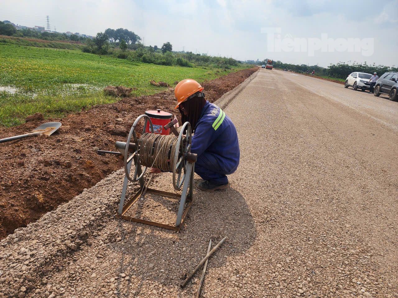 Đường Vành đai 4- Vùng Thủ đô với những km đầu tiên được thảm nhựa, hiện hình hài ảnh 13