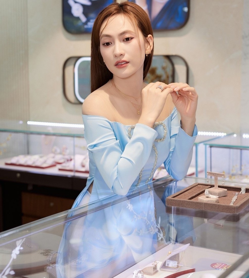 Showbiz 19/2: Động thái của Phương Anh Đào khi 'Mai' thu 340 tỷ đồng ảnh 4