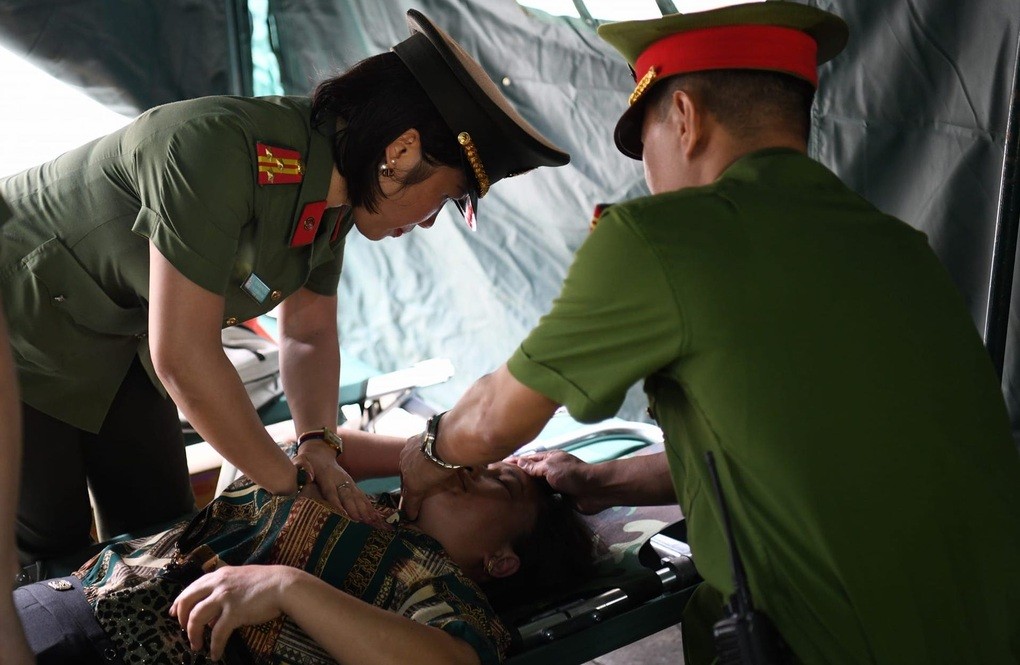 Hàng nghìn lượt du khách đã về Đền Hùng trước ngày Giỗ Tổ ảnh 6