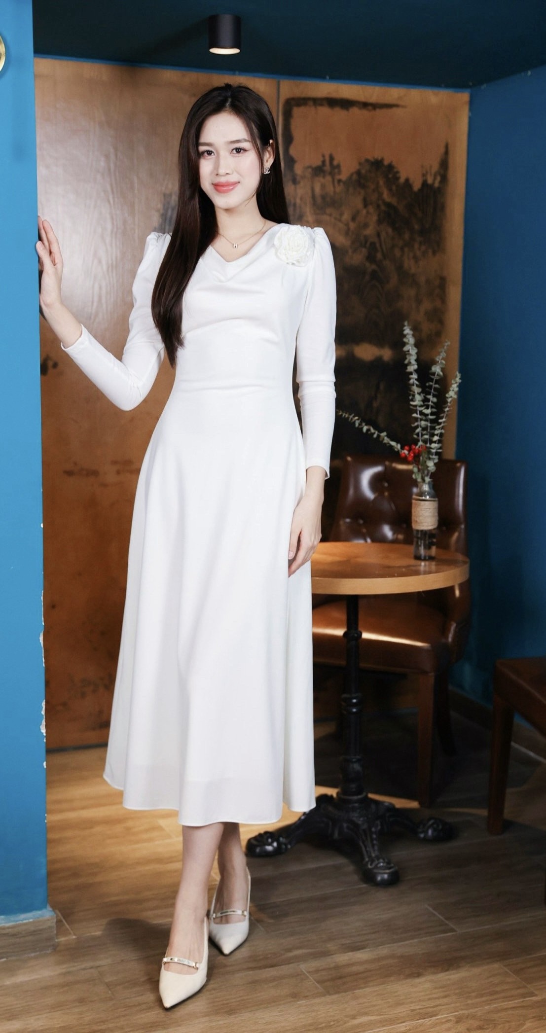 Hoa hậu Đỗ Thị Hà: ‘Gặp đúng người, tôi kết hôn sớm’ ảnh 4